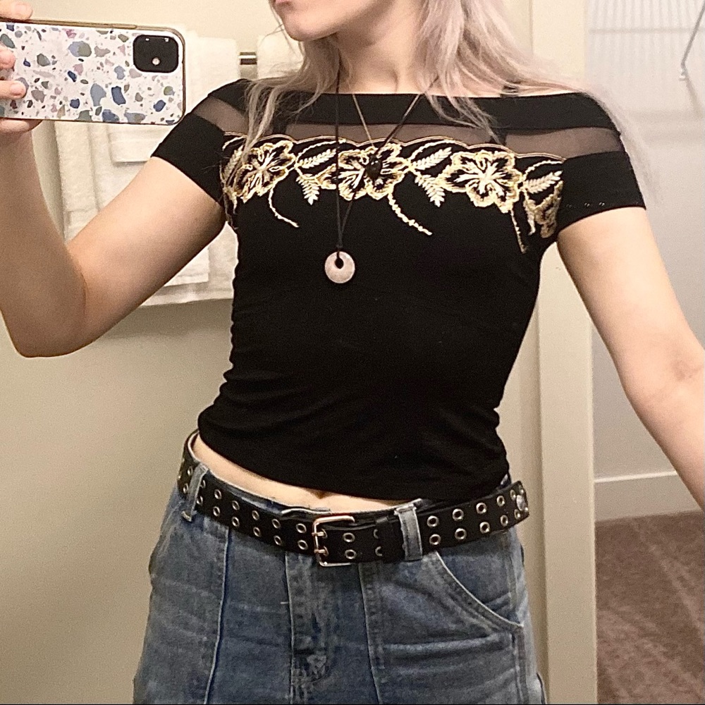 Y2K Embroidered Black and Gold Top ✨ 🖤 ✨